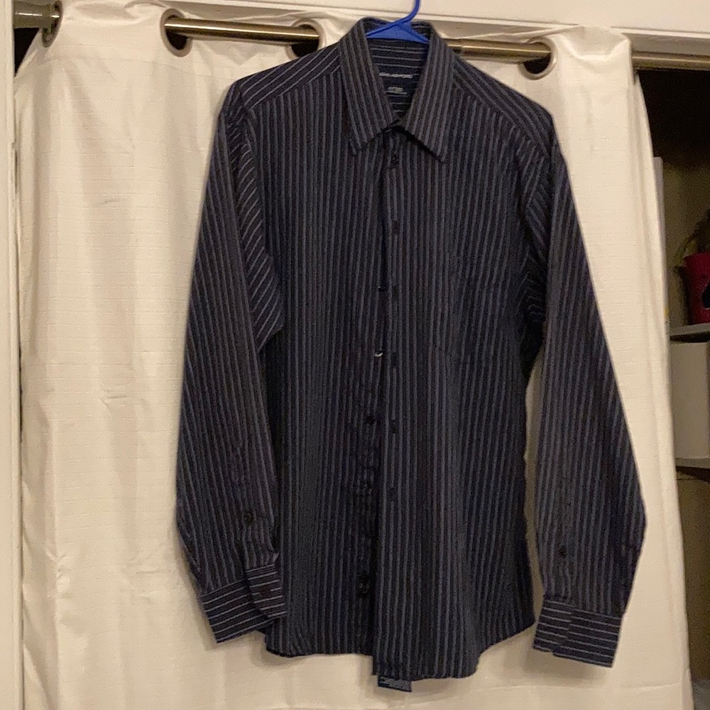 🔥 3 for $15 Men’s button down shirt